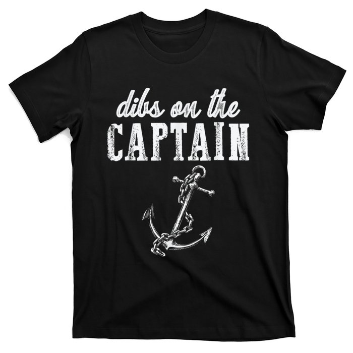 Dibs On The Captain Funny Captain Wife Retro Vintage Design T-Shirt