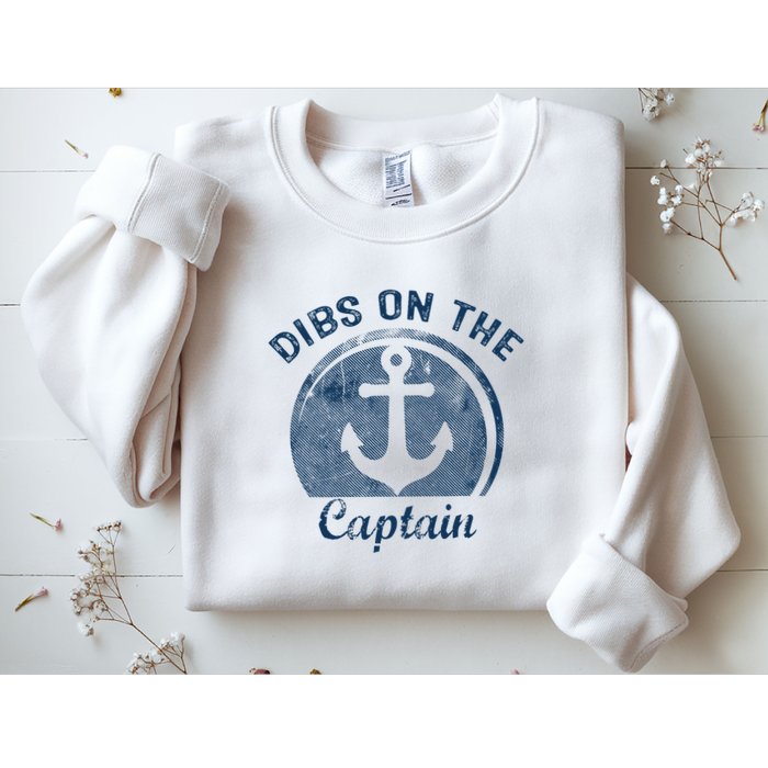 Dibs On The Captain Funny Boating Boat Lover Sweatshirt