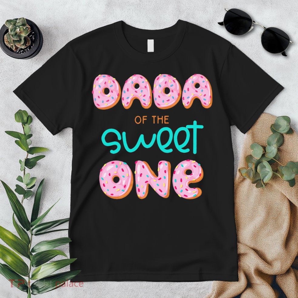 Dada of The Sweet One First Birthday Matching Family Donut Premium T-Shirt