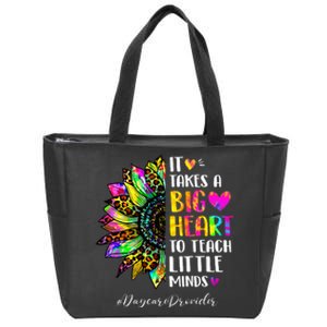 Daycare Provider It Takes A Big Heart To Shape Little Minds Zip Tote Bag