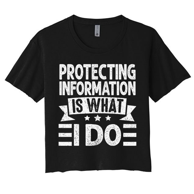 Data Privacy Officers Quote Women's Crop Top Tee