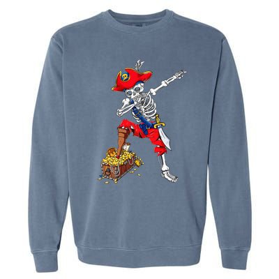 Dabbing Pirate Skeleton Dab Kids Halloween Costume Gift Garment-Dyed Sweatshirt