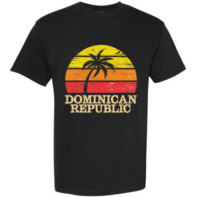 Dominican Republic Retro Palm Tree Sunset Tourism Garment-Dyed Heavyweight T-Shirt