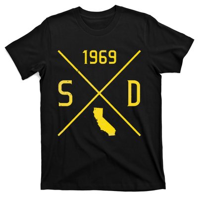 Distressed Retro San Diego Baseball Sd T-Shirt