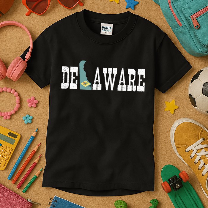 Delaware State And Delaware Flag With Pride For Delaware Kids T-Shirt