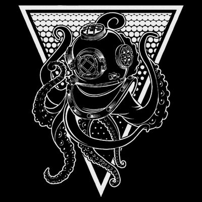 Deep Sea Diving Helmet Kraken Octopus Underwater Diver Gift T-Shirt