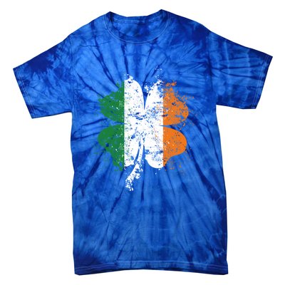 Distressed Shamrock Irish Flag St Patrick's Day Ireland Gift Tie-Dye T-Shirt