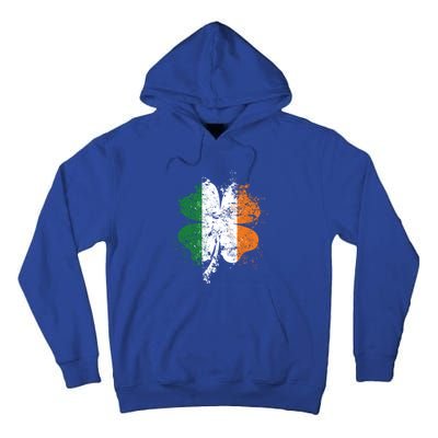 Distressed Shamrock Irish Flag St Patrick's Day Ireland Gift Tall Hoodie