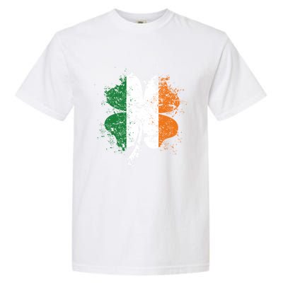 Distressed Shamrock Irish Flag St Patrick's Day Ireland Gift Garment-Dyed Heavyweight T-Shirt