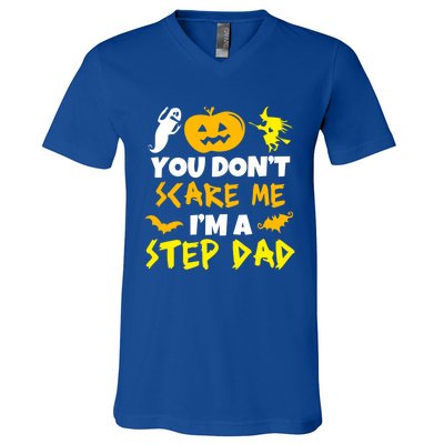 Don't Scare Me Stepgiftdad Costume Halloween Lazy Easy Stepdad Cute Gift V-Neck T-Shirt