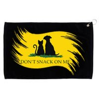 DonT Snack On Me Funny Cats Dogs Pet Grommeted Golf Towel