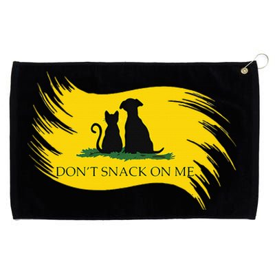 DonT Snack On Me Funny Cats Dogs Pet Grommeted Golf Towel