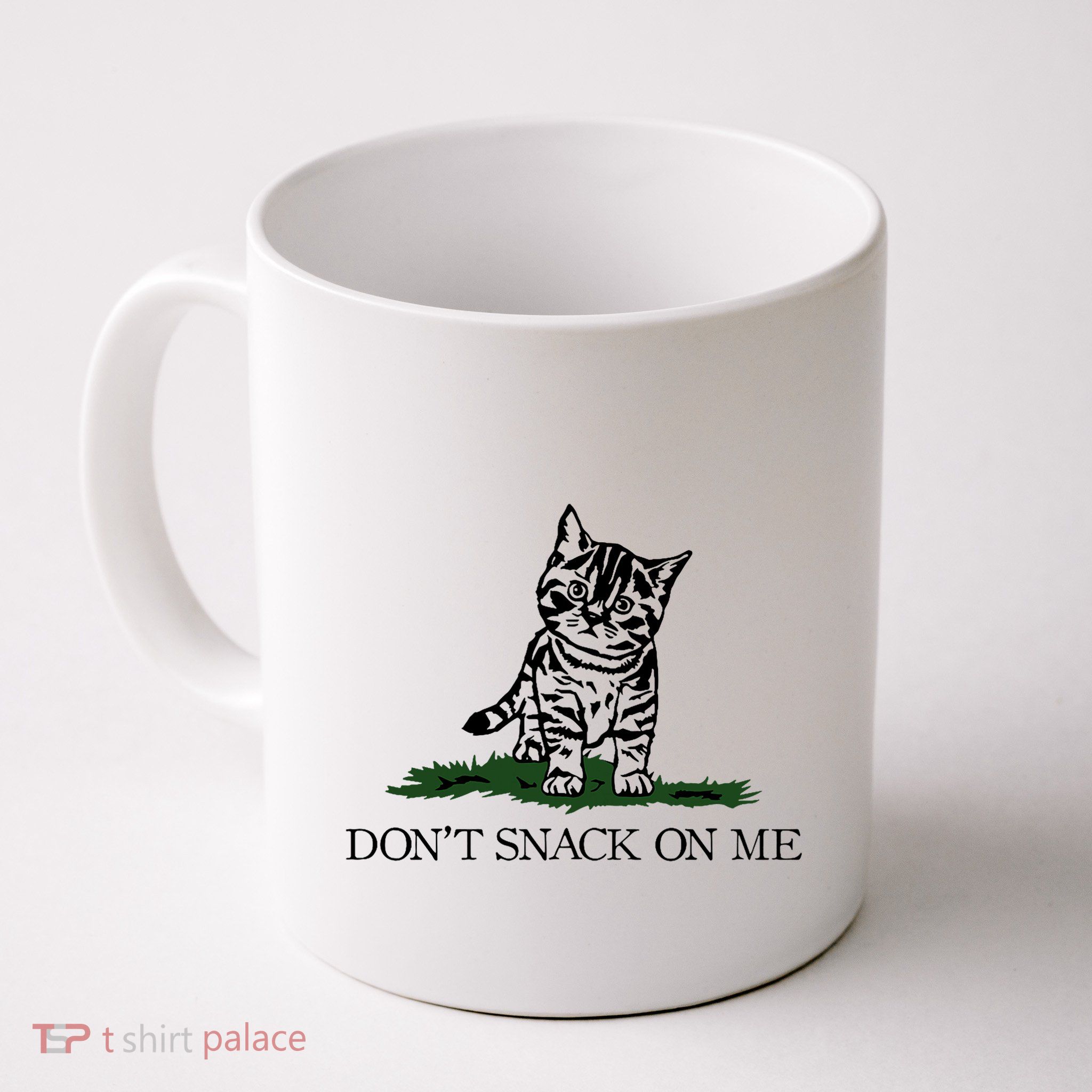DonT Snack On Me Yellow Cat TheyRe Eating Pets Funny Trump Mug