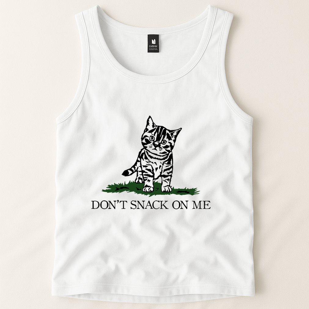 DonT Snack On Me Yellow Cat TheyRe Eating Pets Funny Trump Tank Top