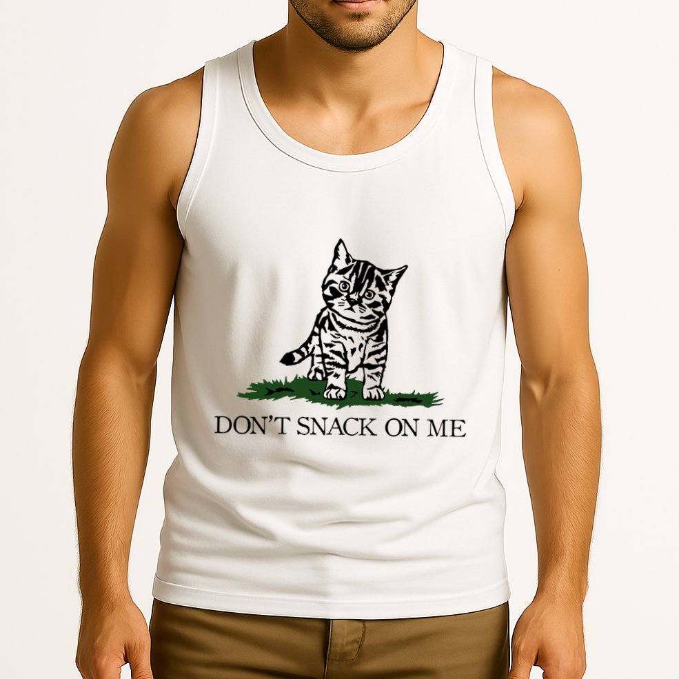 DonT Snack On Me Yellow Cat TheyRe Eating Pets Funny Trump Tank Top