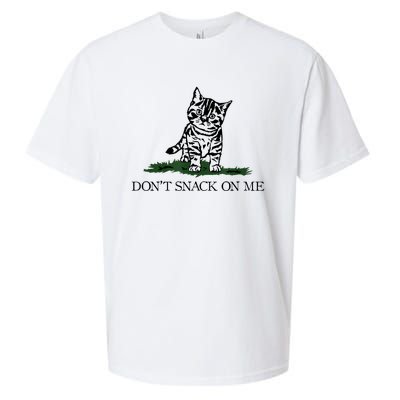 DonT Snack On Me Yellow Cat TheyRe Eating Pets Funny Trump Sueded Cloud Jersey T-Shirt