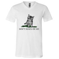 DonT Snack On Me Yellow Cat TheyRe Eating Pets Funny Trump V-Neck T-Shirt