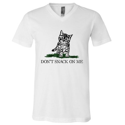 DonT Snack On Me Yellow Cat TheyRe Eating Pets Funny Trump V-Neck T-Shirt