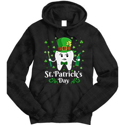 Dentist St PatrickS Day Funny Leprechaun Tooth Dental Gift Tie Dye Hoodie