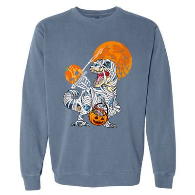 Dabbing Skeleton Riding Mummy Dinosaur T Rex Funny Halloween Funny Gift Garment-Dyed Sweatshirt