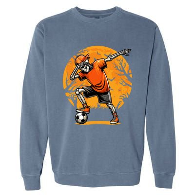 Dabbing Soccer Skeleton Funny Football Soccer Halloween Gift Garment-Dyed Sweatshirt