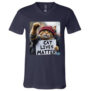 Donald Trump 2024 Cats Cat Lives Matter Trump V-Neck T-Shirt