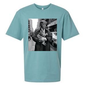 Donald Trump And Cat In Nyc Sueded Cloud Jersey T-Shirt