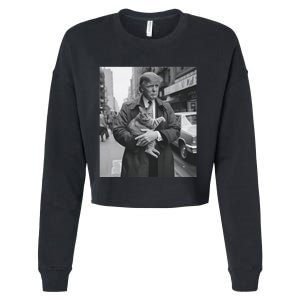 Donald Trump And Cat In Nyc Cropped Pullover Crew