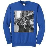 Donald Trump And Cat In Nyc Cute Gift Sweatshirt