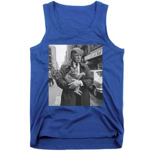 Donald Trump And Cat In Nyc Cute Gift Tank Top