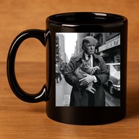 Donald Trump And Cat In Nyc 11oz C Handle Ceramic Mug