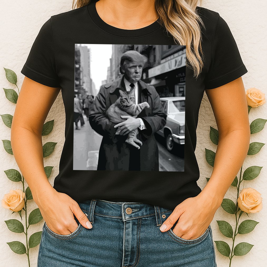 Donald Trump And Cat In Nyc Womens T-Shirt
