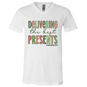 Delivering The Best Presents Labor And Delivery Christmas V-Neck T-Shirt