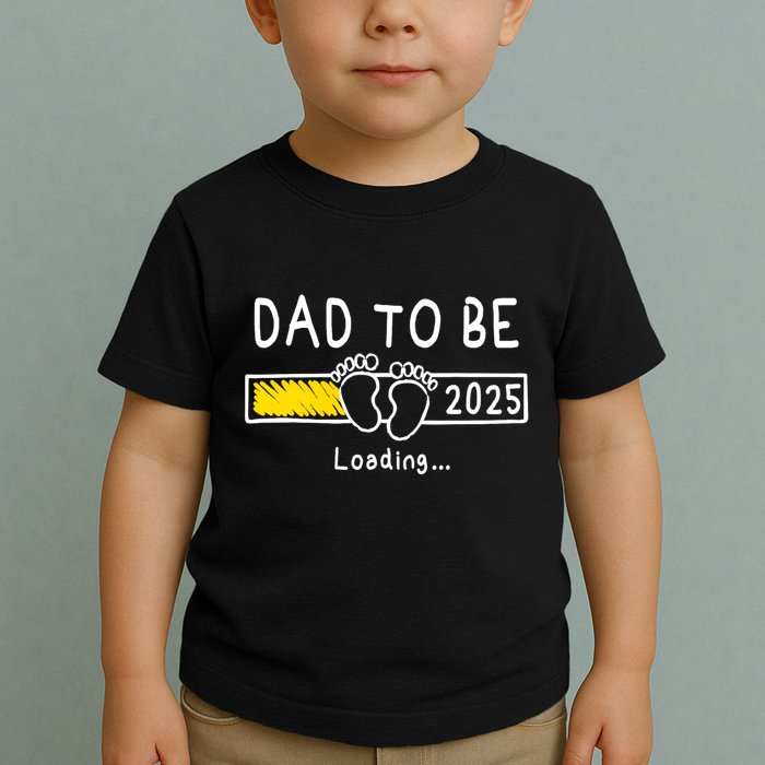 Dad To Be 2025 Dad Est 2025 Daddy To Be Promoted To Daddy Toddler T-Shirt