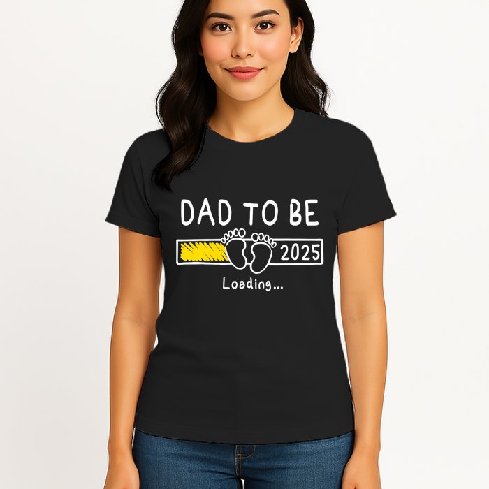 Dad To Be 2025 Dad Est 2025 Daddy To Be Promoted To Daddy Womens T-Shirt