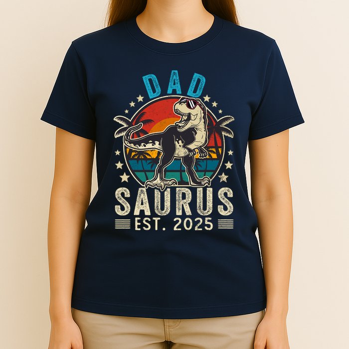 Dad To Be 2025 Dad Saurus Dinosaur Promoted To Daddy 2025 T-Shirt