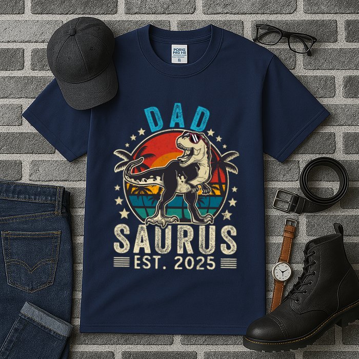 Dad To Be 2025 Dad Saurus Dinosaur Promoted To Daddy 2025 Tall T-Shirt