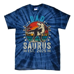 Dad To Be 2025 Dad Saurus Dinosaur Promoted To Daddy 2025 Tie-Dye T-Shirt