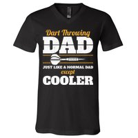 Dart Throwing Dad Dart Player Dart Club Father Darts V-Neck T-Shirt