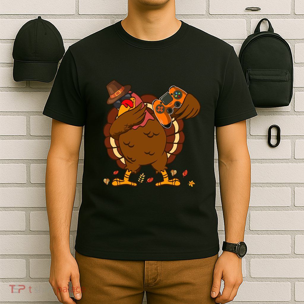 Dabbing Turkey Funny Thanksgiving Playing Video Game T-Shirt
