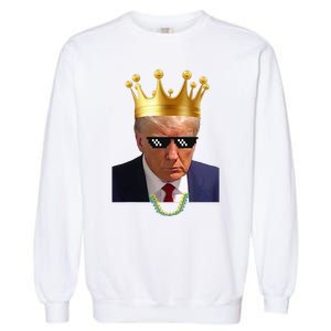 Donald Trump King Trump Mug Shot Aug. 2024 Thug Life Retro Garment-Dyed Sweatshirt