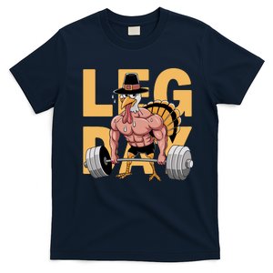 Deadlifting Turkey Leg Day For Bodybuilding Thanksgiving T-Shirt