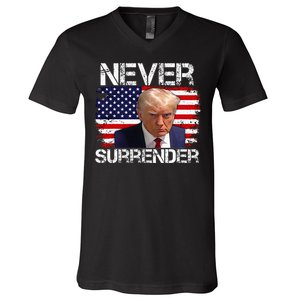 Donald Trump Mug Shot Never Surrender 2024 V-Neck T-Shirt