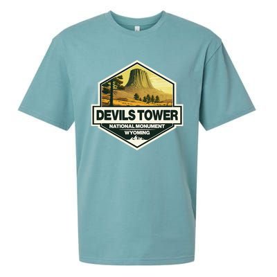 Devils Tower National Monument Wyoming Travel Art Badge Sueded Cloud Jersey T-Shirt