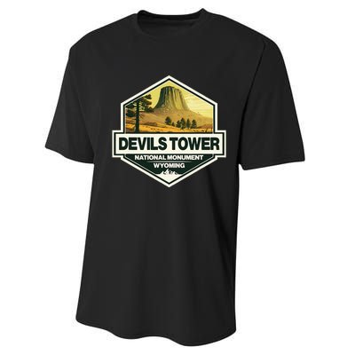 Devils Tower National Monument Wyoming Travel Art Badge Performance Sprint T-Shirt