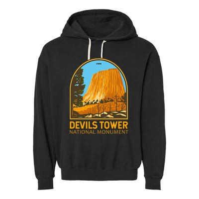 Devils Tower National Monument Wyoming Emblem Vintage Garment-Dyed Fleece Hoodie