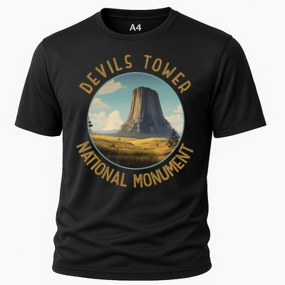 Devils Tower National Monument Distressed Circle Performance Shirt