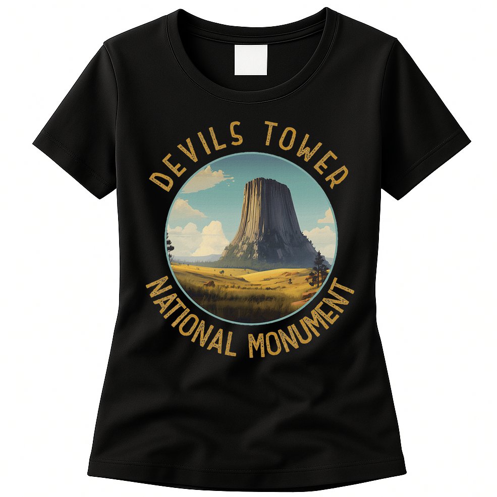 Devils Tower National Monument Distressed Circle Womens T-Shirt