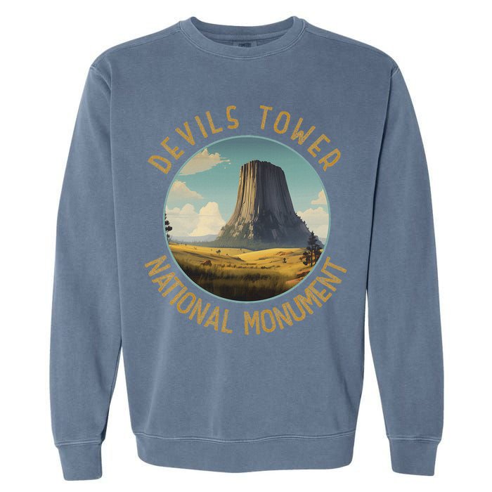 Devils Tower National Monument Distressed Circle Garment-Dyed Sweatshirt