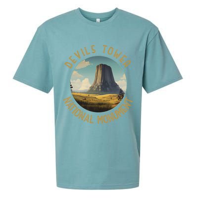 Devils Tower National Monument Distressed Circle Sueded Cloud Jersey T-Shirt